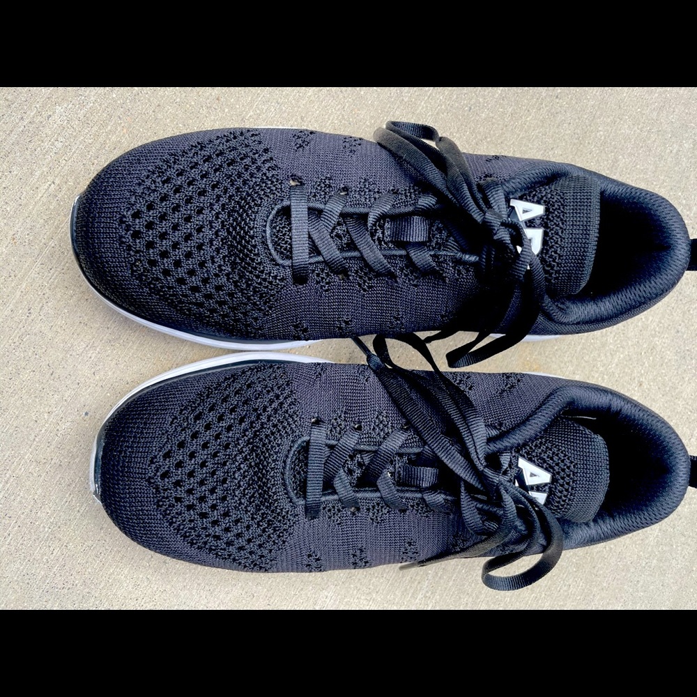APL Techloom Phantom Black womens Size 8.5